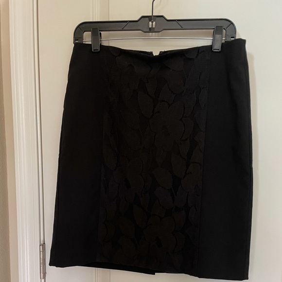 Skirt - Picture 4 of 7